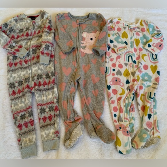 20 piece Girls Fall/Winter Clothing Bundle - Picture 6 of 8